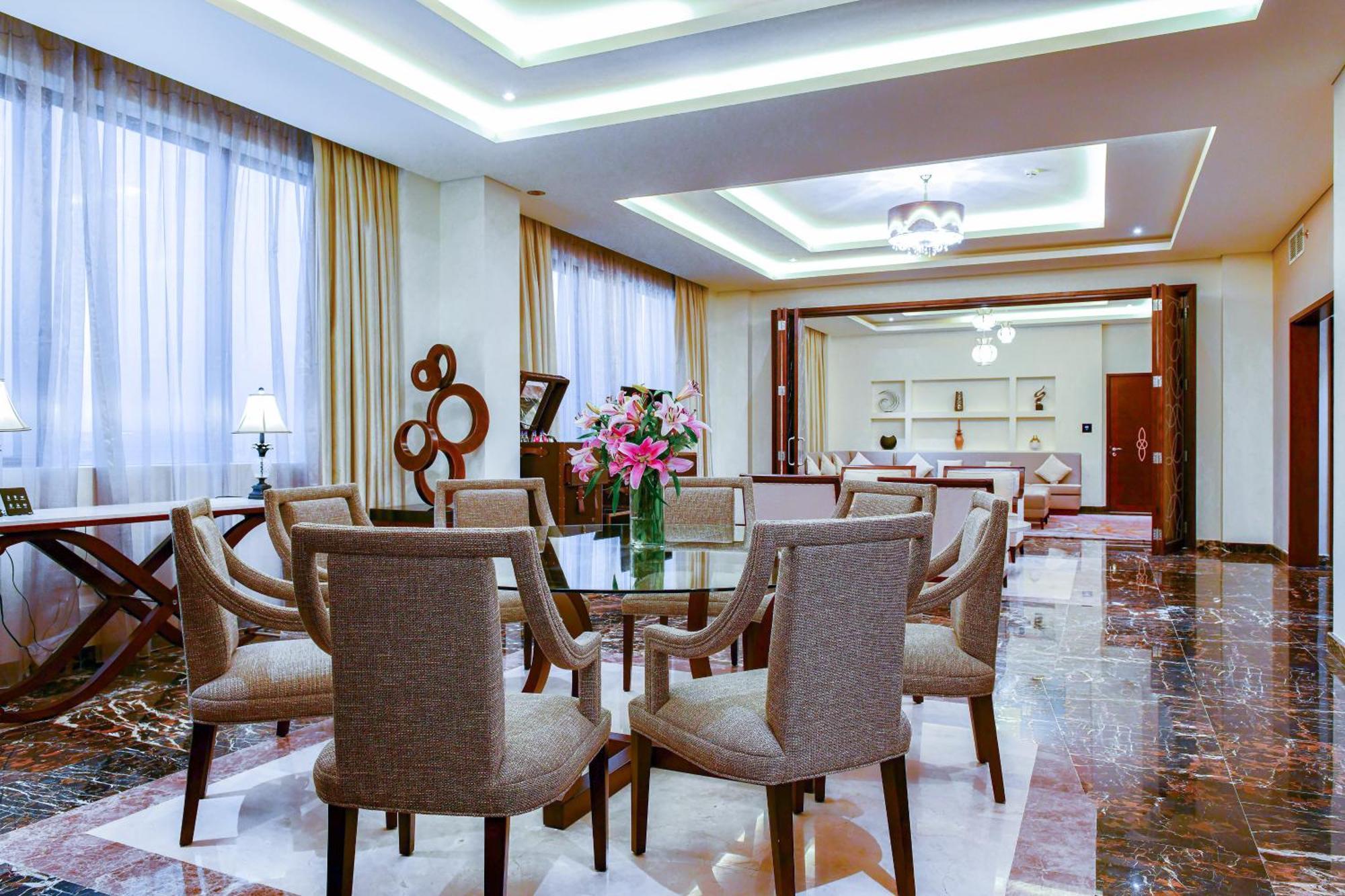 Grand Millennium Tabuk Hotell Eksteriør bilde